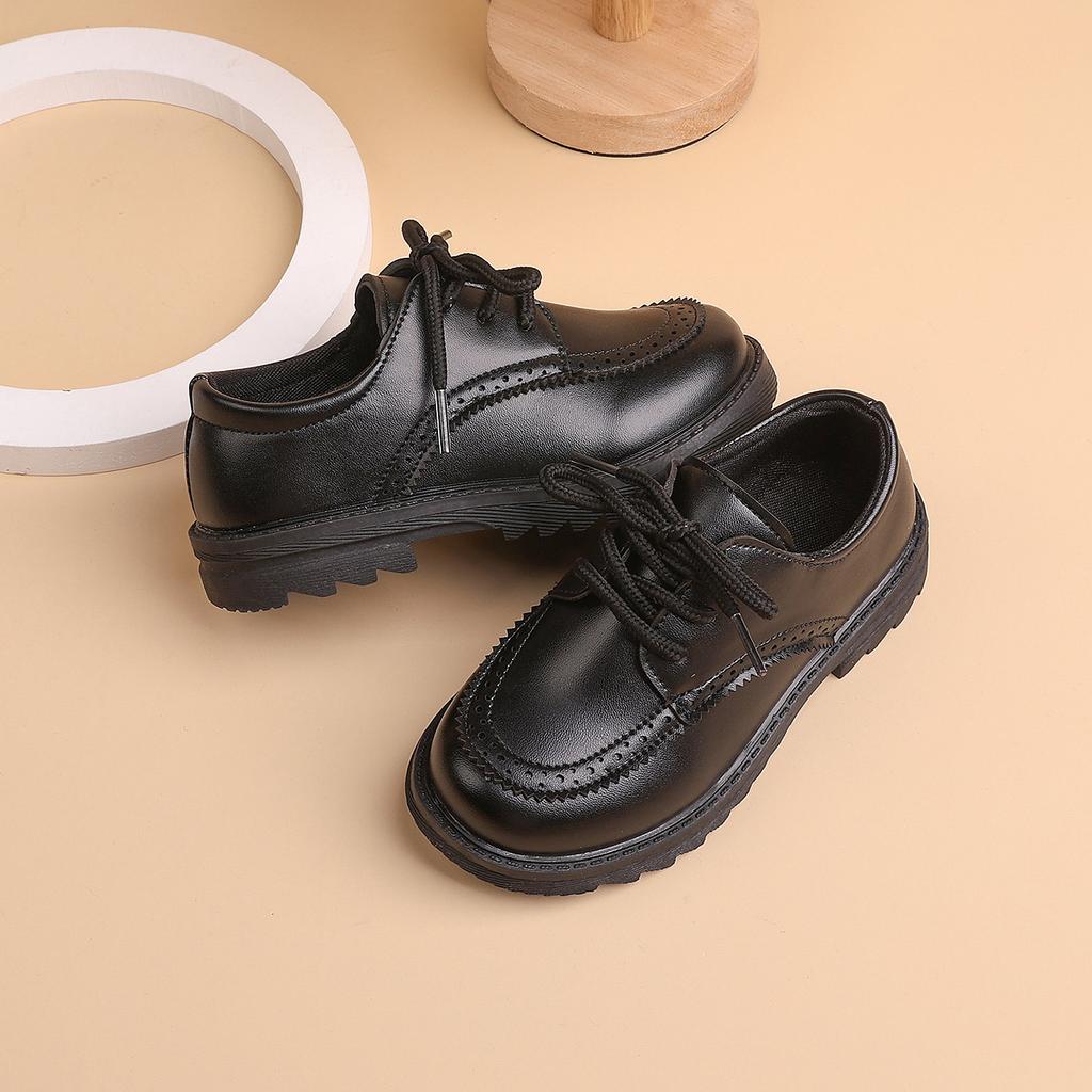 Scarpe da ragazzo, nuovo modello primavera e autunno, stile britannico, scarpe in pelle nere per bambini con suola morbida, adatte agli studenti della scuola primaria da indossare per