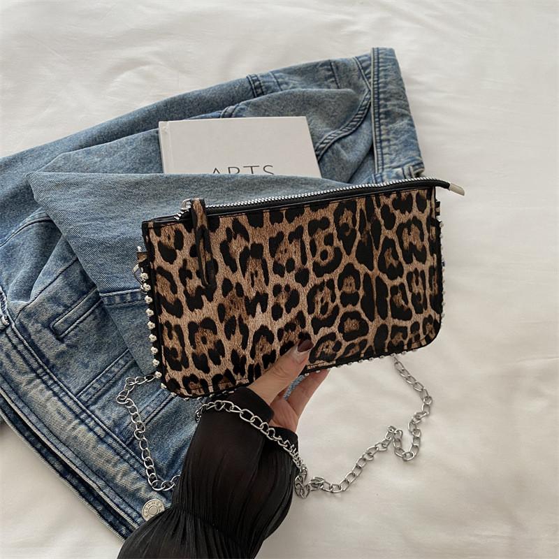 Stylish 2024 French Trendy Small Square Bag With Chic Leopard Print Design