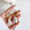 Pendientes de Aro Colgantes de Perlas Artificiales Doradas y Blancas para Mujer