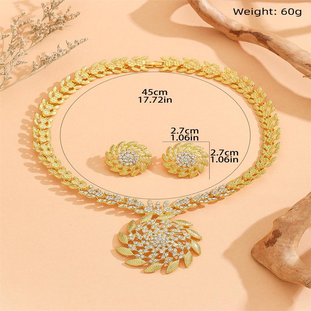 European and American Bridal Necklace Set Sun Noble Gold Dress Earrings Accessories