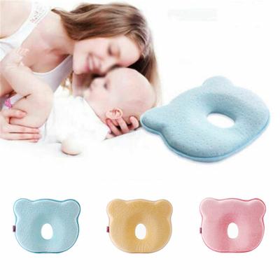 Neugeborenes Baby Memory-Schaum Kissen Schlafunterstützung Flachkopf verhindern Memory-Schaum Gitterbettkissen