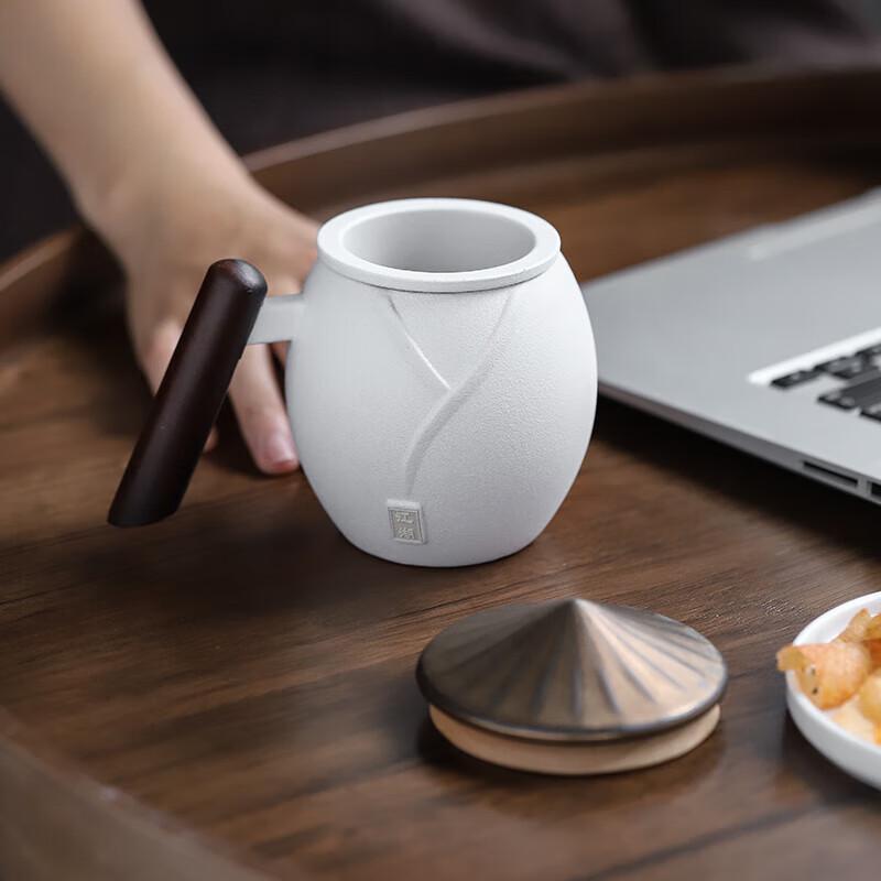 Zhi Zhe Jue Qi Jianghu Ceramic Mug