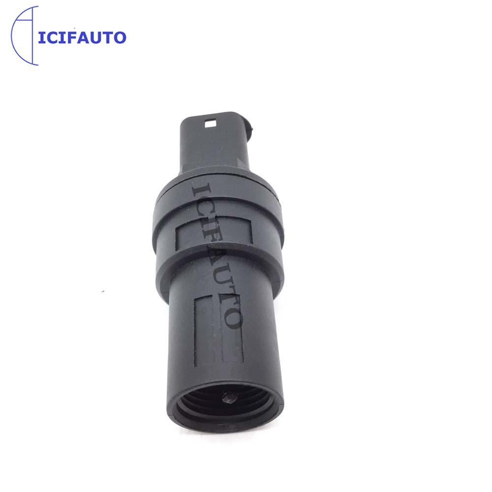 Speedo Sensor For Nissan Renault 19 21 Clio Espace Laguna Megane Trafic Vauxhall VivaroOpel 7700425250 7700414695 7700810043