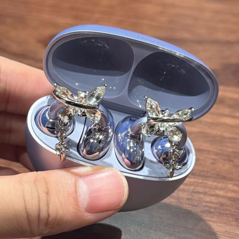 1Pair Butterfly Decor For Clip On Earbuds Open Ear Accessories Removeable Diy Earphone Decoration