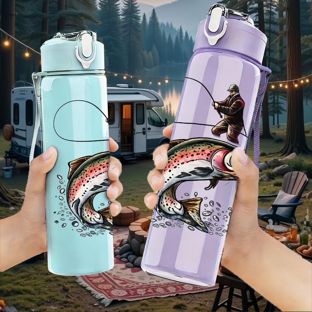 1PC Fisherman Catching Big Fish Print 750ml Color Plastic Sports Water Bottle Leakproof Flip Straw Lid Suitable for Sports Office Home Use