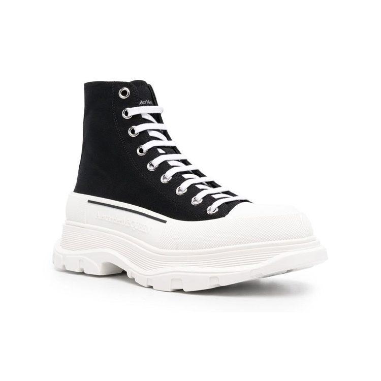 Alexander McQueen Tread Slick Lace-Up Boots 705659W4MV21070