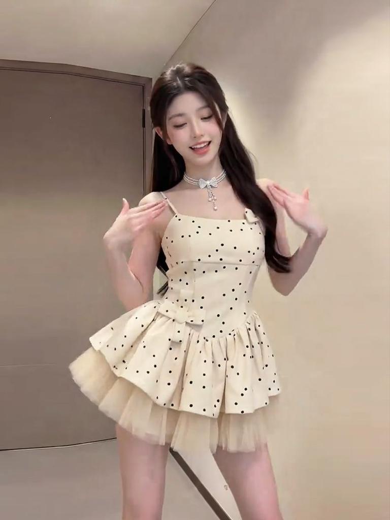 Sweet sister girl milk apricot polka dot suspender dress women summer small dating double mesh tutu