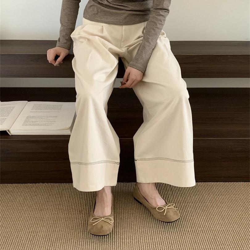 Franska retro mjuka sulor stora storlekar enkelsskor damskor 2025 vår och sommar nya kvällsstil rosett platta skor ballerinaskor