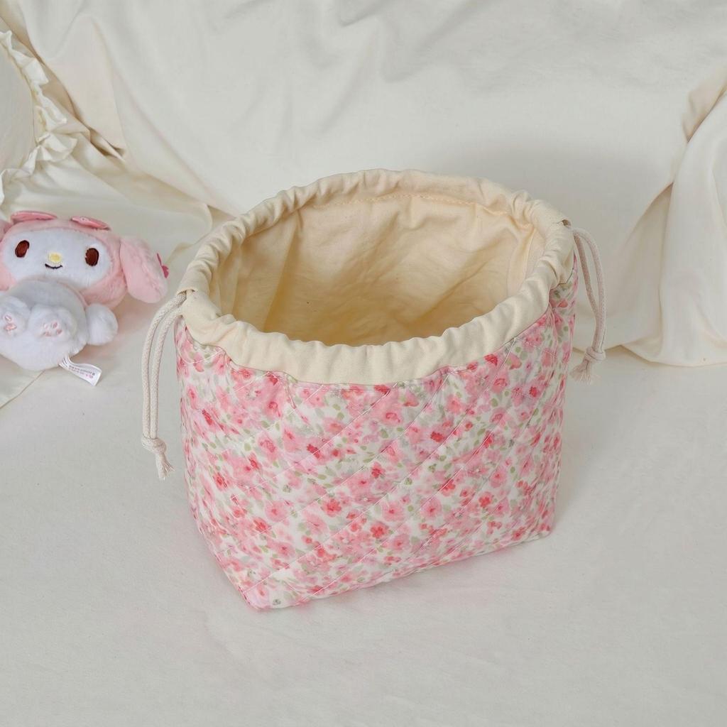 Premium Quilted Travel Storage Pouch: Large Capacity, Cute Drawstring Design