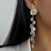 Vintage Exquisite Long Tassels Drop Earring for Women Fashion Geometric Metal Round Pendant Earrings Wedding Party Jewelry Gifts