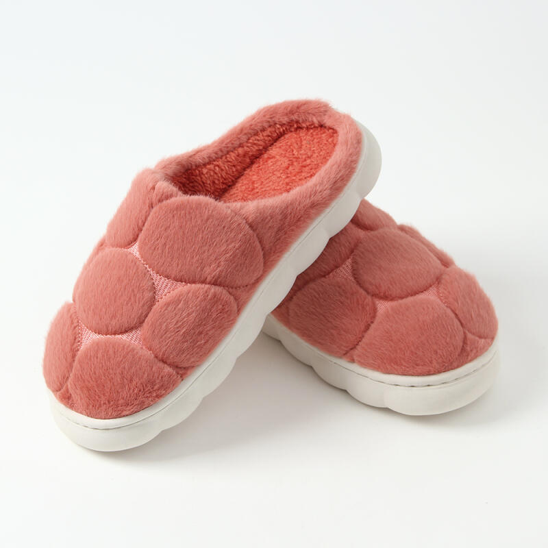 Fluffy winter fur slippers (235-240mm)