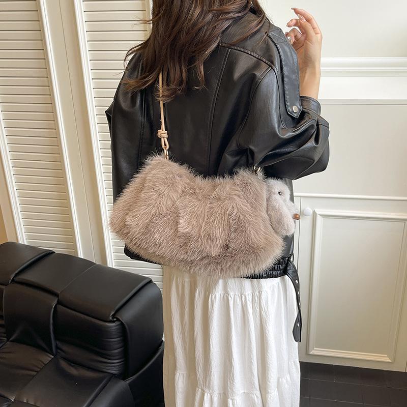 Bag Exquisite Small Fragrance Plush Women's Armpit Bag Tote Bag New Versatile Women's Shoulder Crossbody Bag