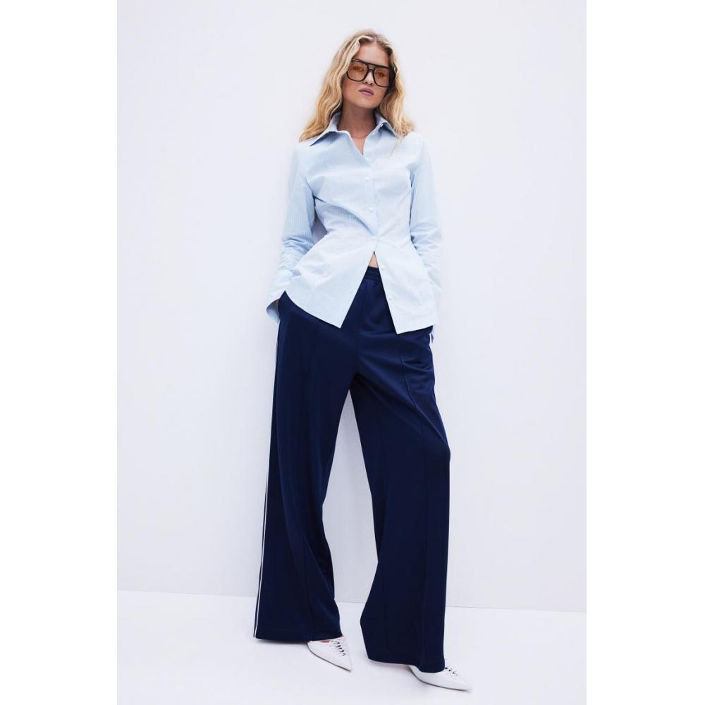 

H M sHoulder Pad Tapered Waist sHirt ligHt Blue Pinstripe