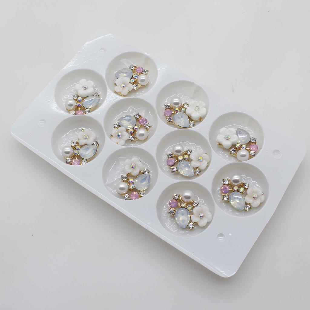 LKERAN 10pcs New DIY Decoration Buttons Metal Button Wedding Dress Accessories for 18 * 12mm