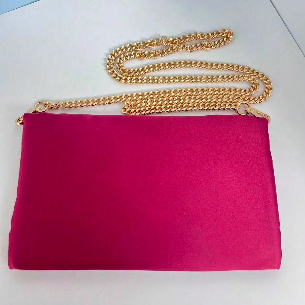 Classic Red Chain Strap Makeup Bag for Women Handheld Portable Toiletry Bag, Large Capacity for Cosmetics, Perfect for Daily Use GUCCI-GIFT-62