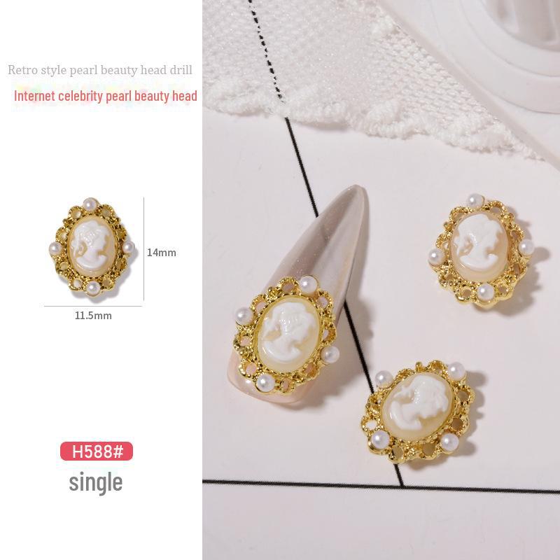 

Аксессуары для дизайна ногтей в стиле барокко и ретро с жемчугом и бриллиантами Small Gold белый