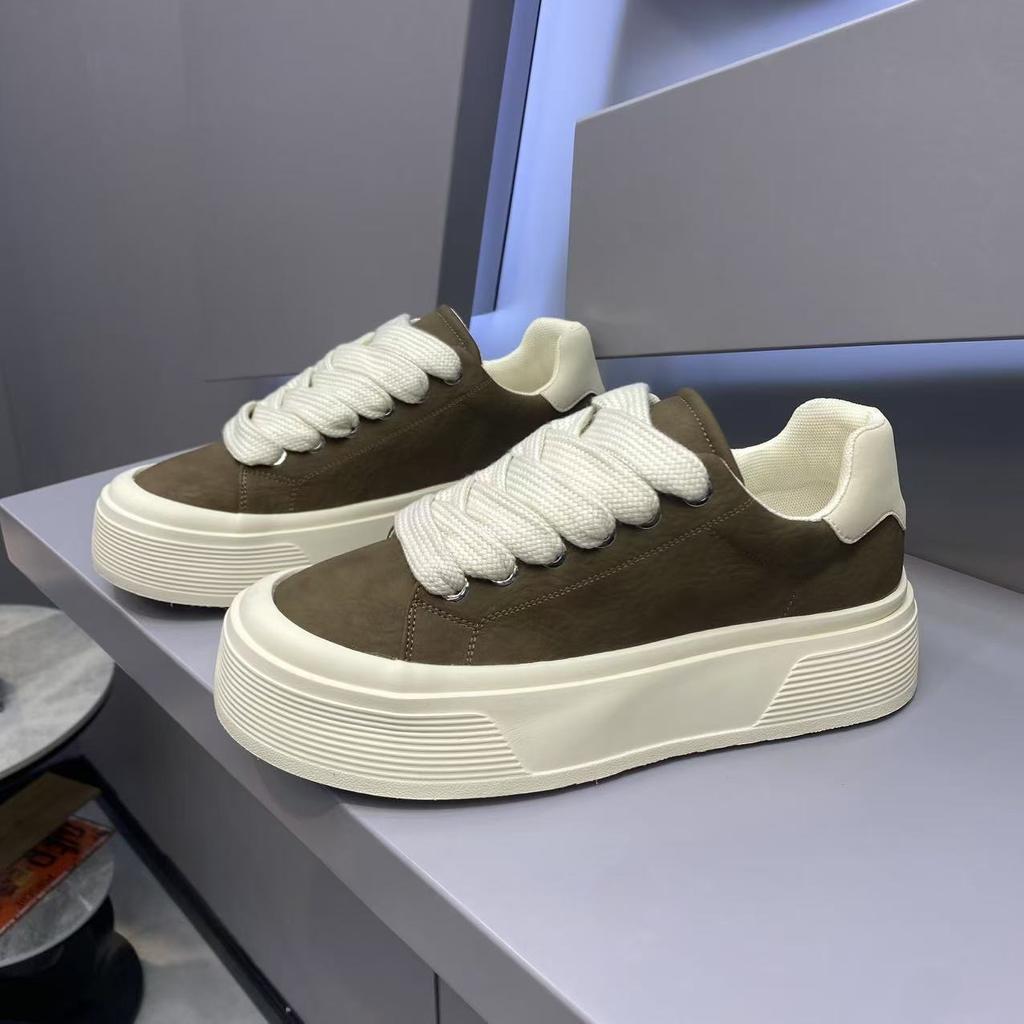 Men's shoes 2026 new style thick sole fashionable and versatile thick sole casual shoes trendy soft sole work board shoes