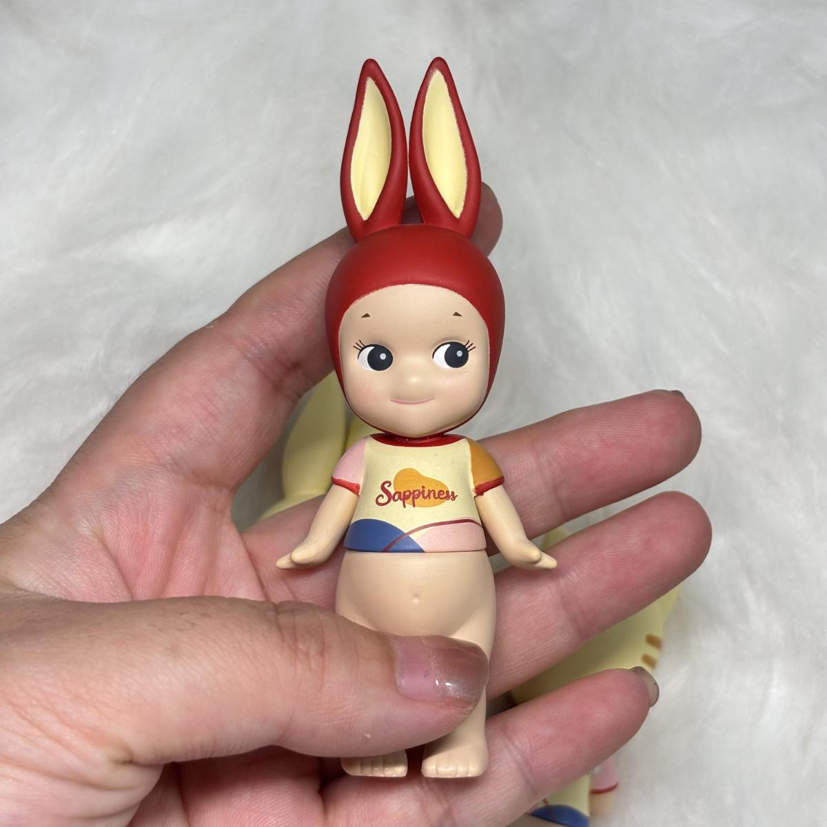

Sonny Angel Mini Figure SAPPINESS Key Chain Secret No Box Red Rabbit White Rabbit Gift Cat 1PC No Box - No Bag