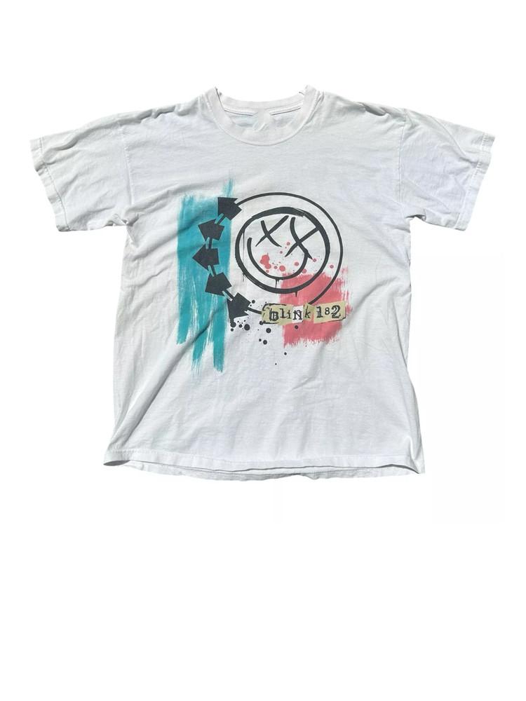 BLINK 182 2004 WORLD TOUR BAND TEE WHITE T-SHIRT MENS DO307 Unisex T-Shirt M