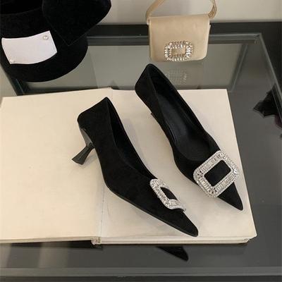 Puntige hoge hakken stiletto enkele schoenen dames lente en herfst nieuwe kittenhak temperament strass zwart werkschoenen