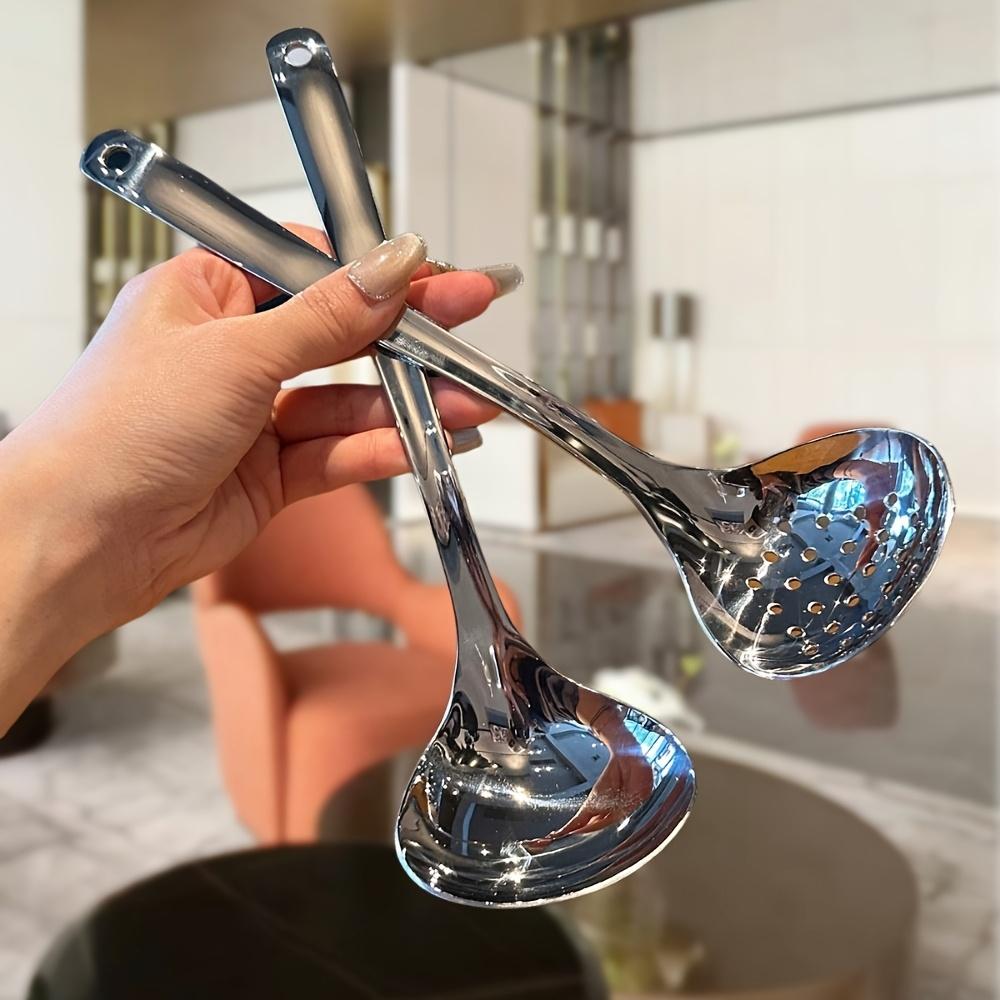 Durable Stainless Steel Soup Ladles, Long-Handled Kitchen Spoons for Hot Pot and Family Restaurant Use, Easy To Clean Cooking Utensils