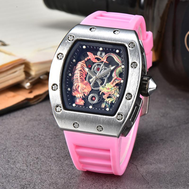 New Dragon Tiger Pattern Lassa Quartz Watch Men's Three-Pin Fashion Trend Calendar Watch