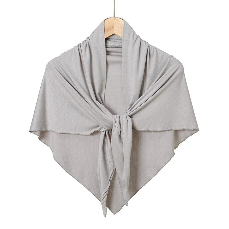 

Треугольный трикотажный хиджаб-шарф для женщин, мусульманские шали, головной платок, обертывания, однотонные шарфы, головная повязка, исламский тюрбан, повязка на голову 135x65CM