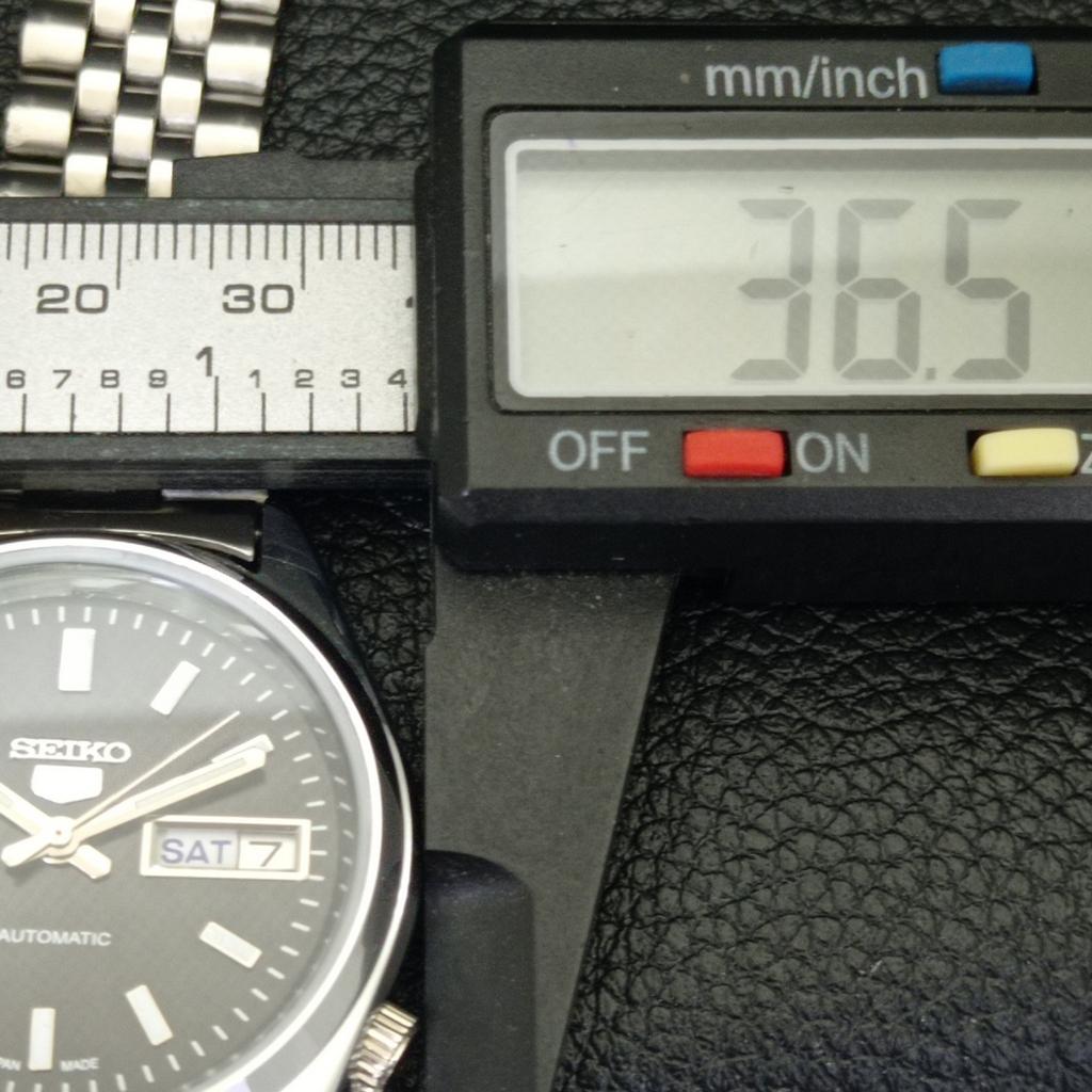 JAPAN VINTAGE REFURBISHED SEIKO 5 AUTOMATIC MENS BLACK DIAL WATCH A440548-9 Sk-a440548-1