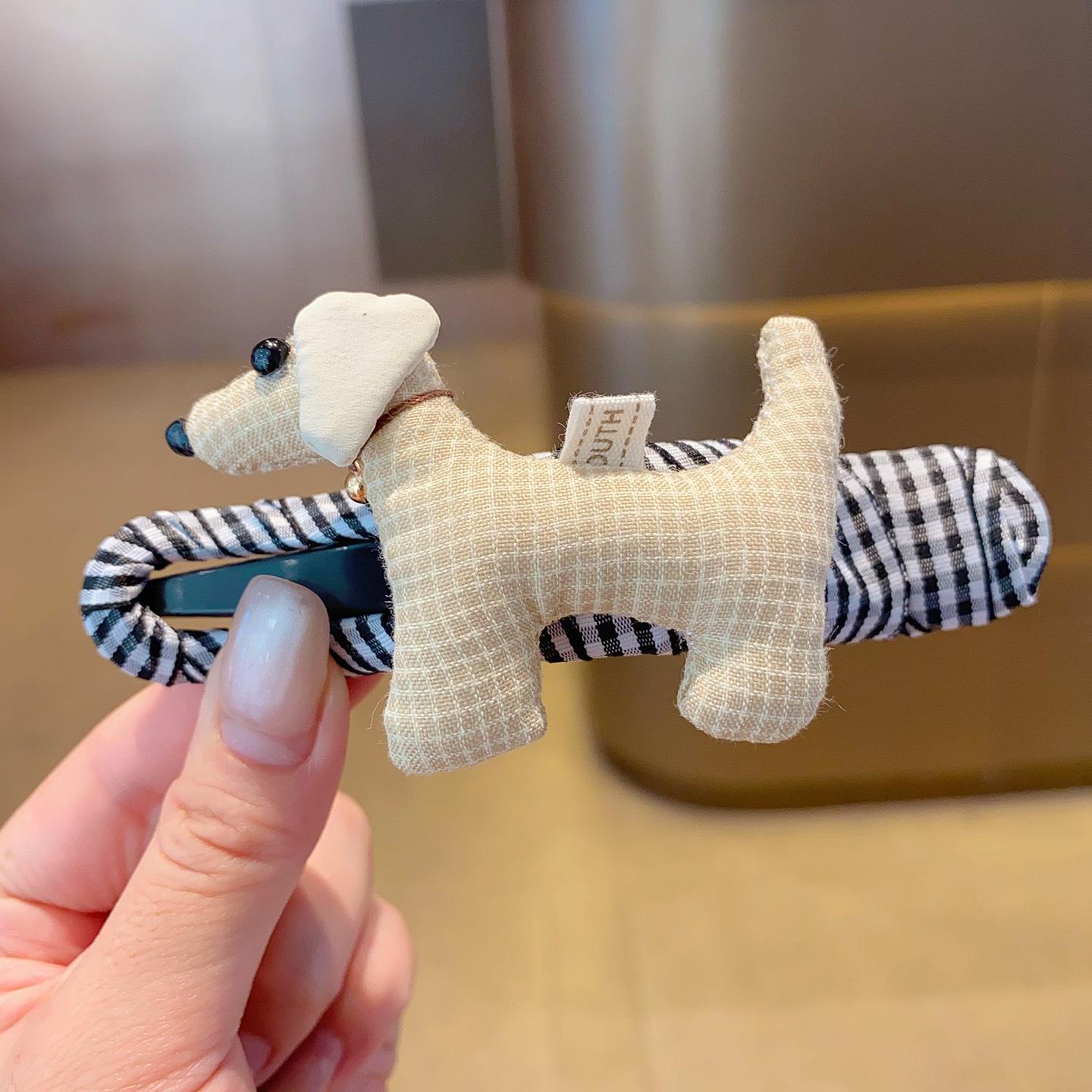 2025 Cute Cartoon Puppy Plaid Duckbill Hair Clip - New Style, Versatile Side Bangs Accessory for Women
