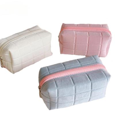 Solid Color Cosmetic Bag Travel Make Up Toiletry Bag Washing Pouch Girl Cute Crystal Velve Makeup Bag for Women Zipper Large MIT