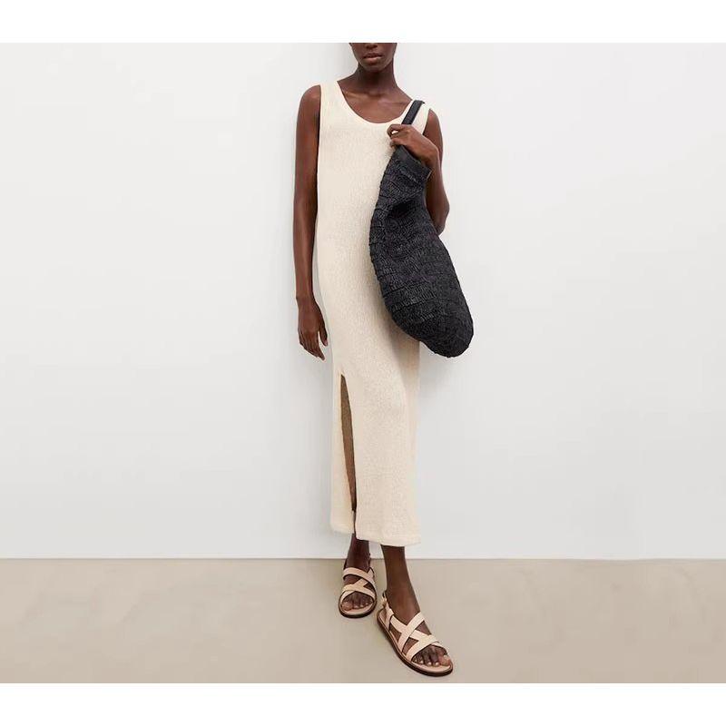 Early Autumn New Women's Clothing Casual Slit Hemline at Hem Vest Dress French Style V-neck Knitting Dress 6622533