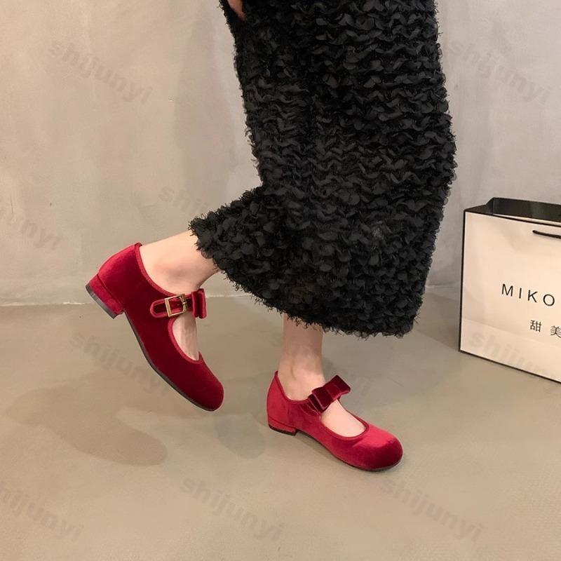 2026Low Heel Suede High-end Lightweight Shoe Women's Shoes New Style Spring Autumn Fashion Temperament Gentle Mary Jane Shoes