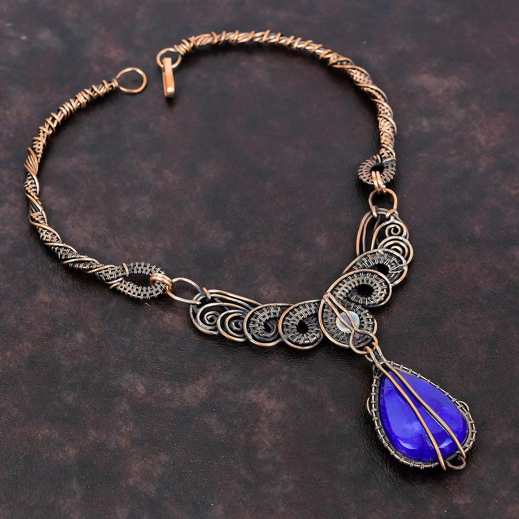 Collier Saphir Bleu Facetté Collier Pierre Précieuse Enveloppé de Fil de Cuivre Collier Pierre de Lune Arc-en-Ciel Fait Main Étonnants Bijoux en Cuivre Cadeau de Mariage