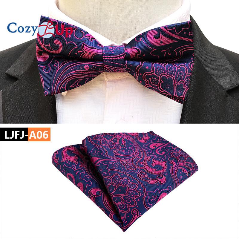 Costum Din Două Piese Papion Paisley Și Batista De Buzunar