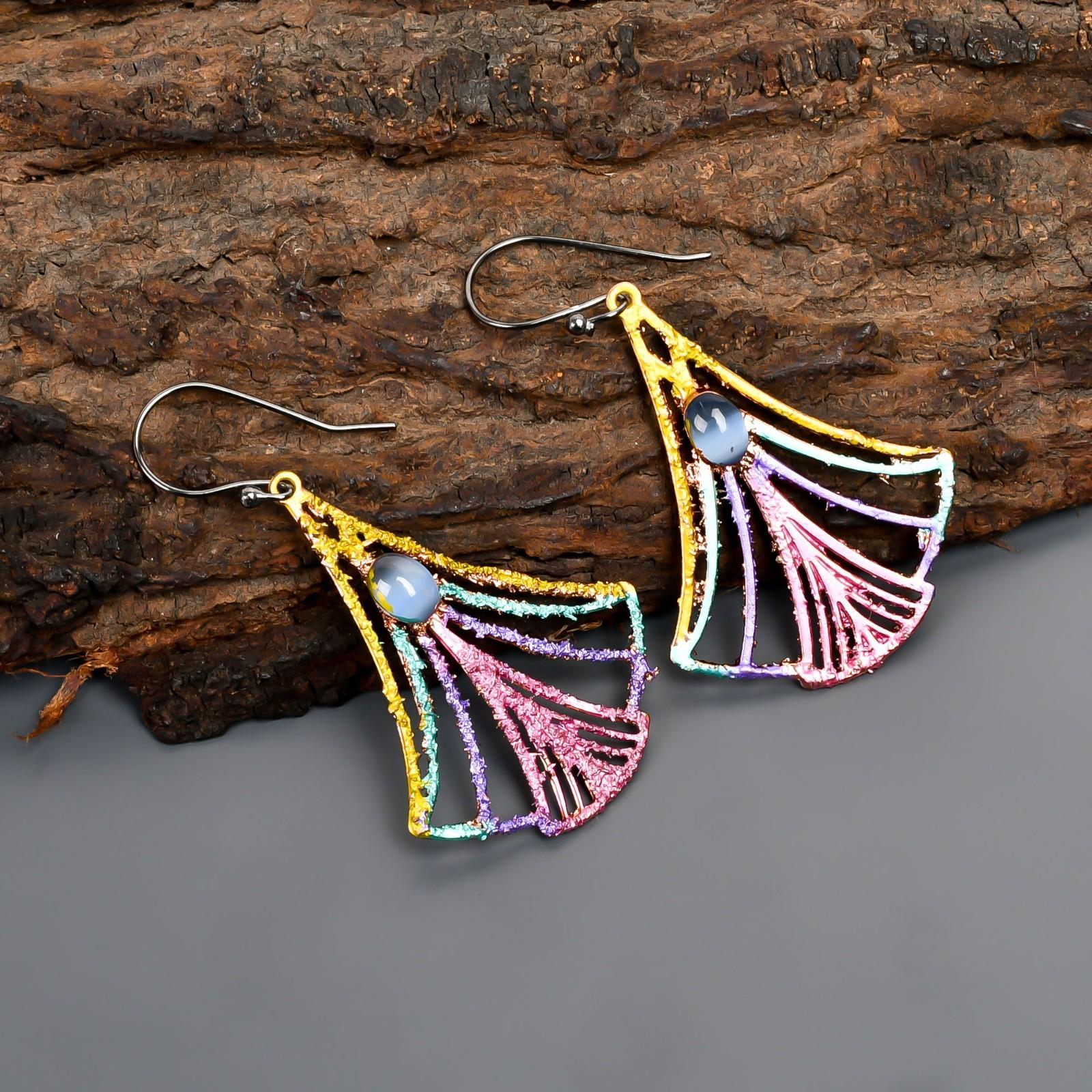 

Натуральный синий кошачий глаз посеребренные серьги-капли новые многократно гальванизированные V-89