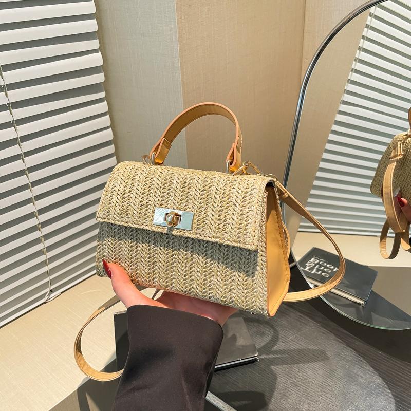 Straw Fashion Korean Version Lock 2025 Weaving Trend Summer New Simple Ins Messenger Chain Women's Small Square Bag
