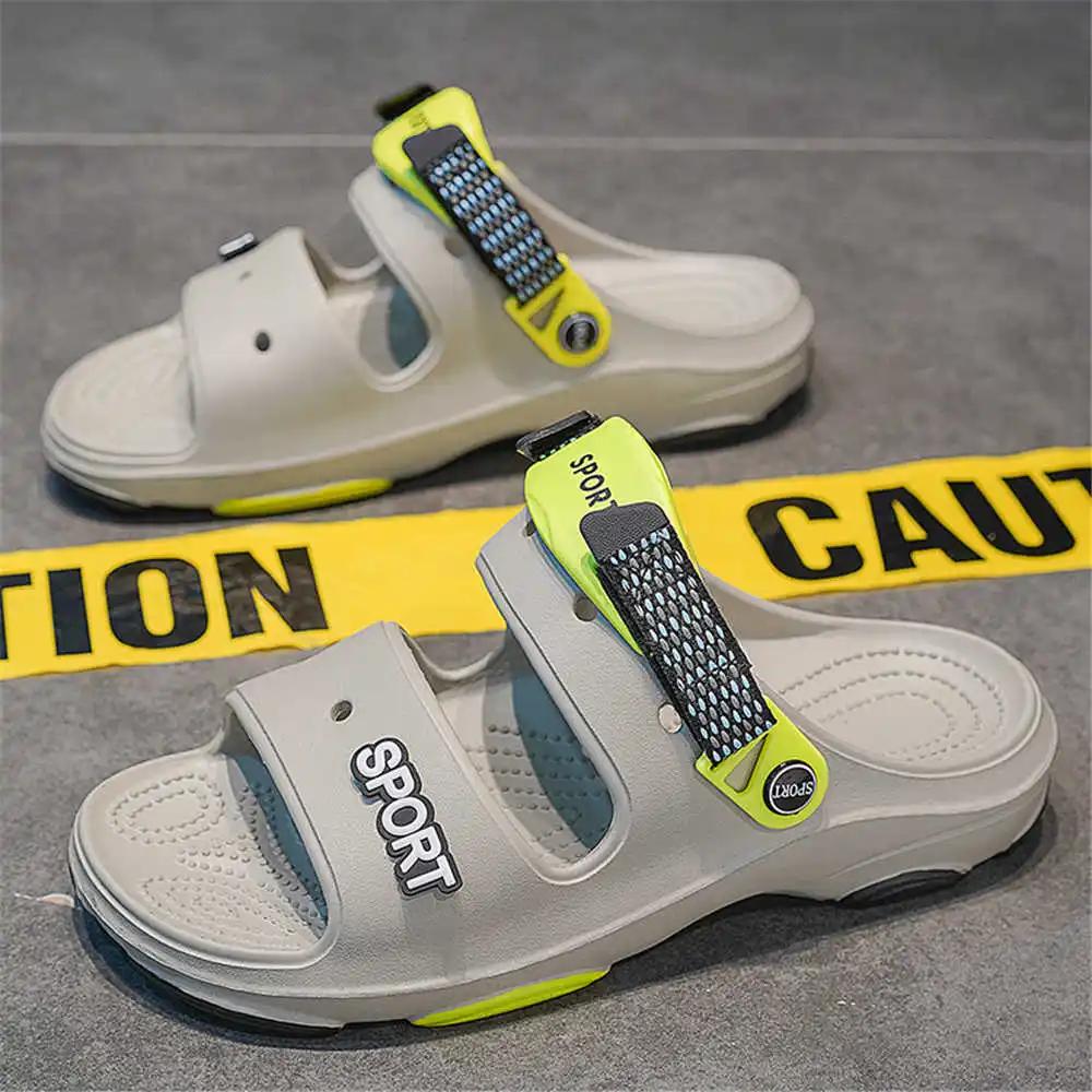 Fashion Autumn Size 44 Men's Indoor Slippers Men Sandals High Quality Designer Shoes For Mens Sneakers Sports Basquet Cute New In