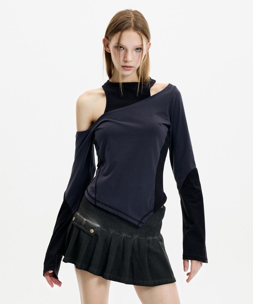 Akeumeseodeu Layered Cutout Off-Shoulder Long Sleeve (Charcoal)