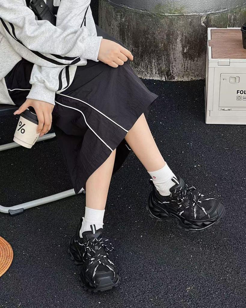 2025 Damen Trendige Spinnennetz Dicke Sohle Dad Shoes - Herbstmode