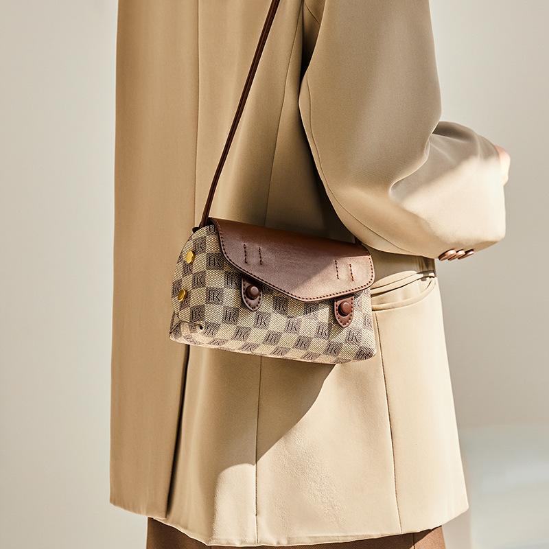 Women's Bag 2025 New Special Interest Light Luxury Women's Bag Gift Girls Crossbody Bag Women's Advanced Texture Commuter Shoulder