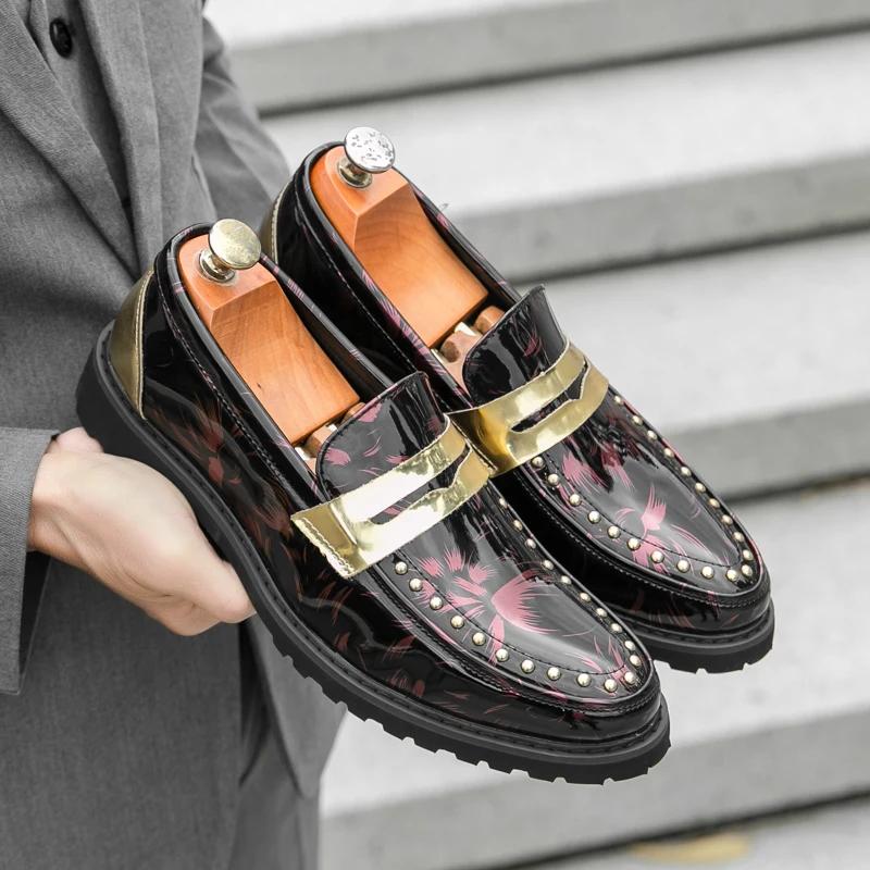 Fashion 2025 Graceful Men Business Dress Shoes Leather Loafers Retro Formal Oxfords Men Wedding Party Shoes Men Moccasins Zapatos Hombre