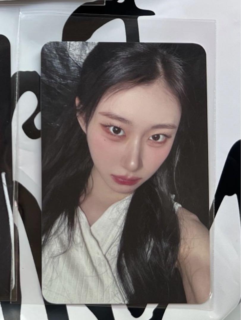 

[USED] ITZY Chaeryeong GWBG Pop-Up Purchase Exclusive Trading Card