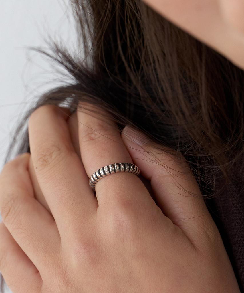 Byweekend Radial Ring