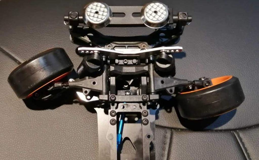 MetalGarage Original Product: Aluminum Front Knuckle - Increased Steering Angle, Improved Rolling Feel - for YD-2 GRK D-Like GALM (MGH19)