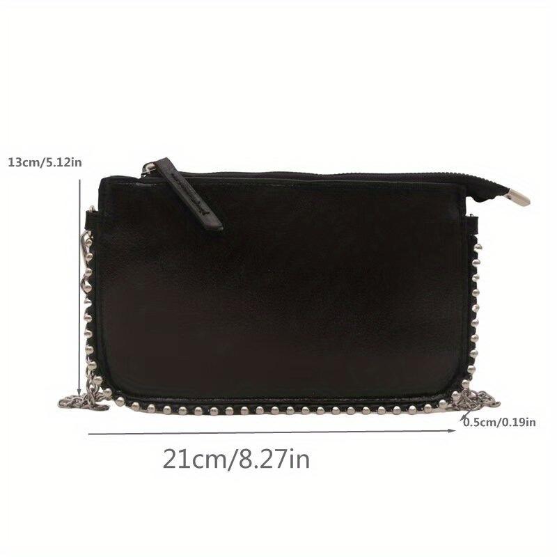 A Stylish And Thin Envelope Handbag With A Retro Chain Suitable For Ladies To Carry On One Shoulder Or Crossbody.