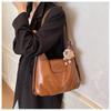 IELGY Melade Retro Large-Capacity One-Shoulder Retro All-Match Cross-Body To