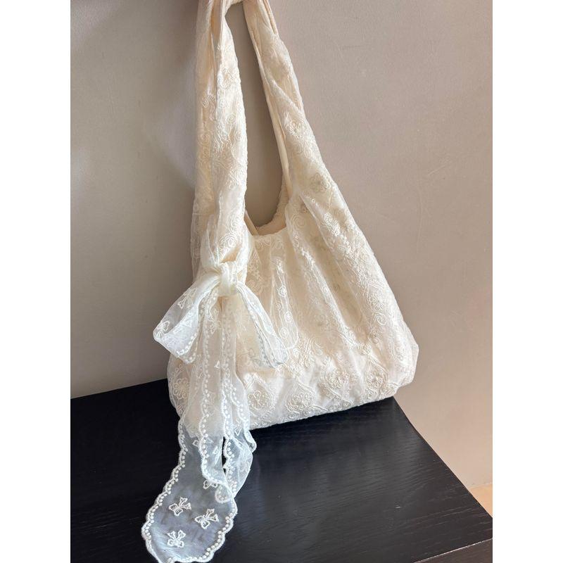 

Весна и Лето Новая Свежая Кружевная Сумка Холщовая с Цветами Корейский Нежный Отпускной Стиль Большая Вместимость Наплечная Сумка-Тоут White (without silk scarf)