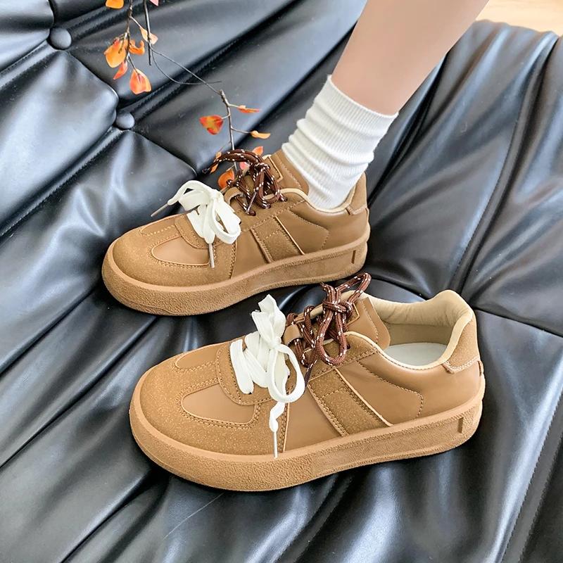 Fashion Sports Shoes Lady Casual Female Sneakers All-Match Clogs Platform Basket Retro New Creepers Summer Leisure Lace-Up Summer Shoes
