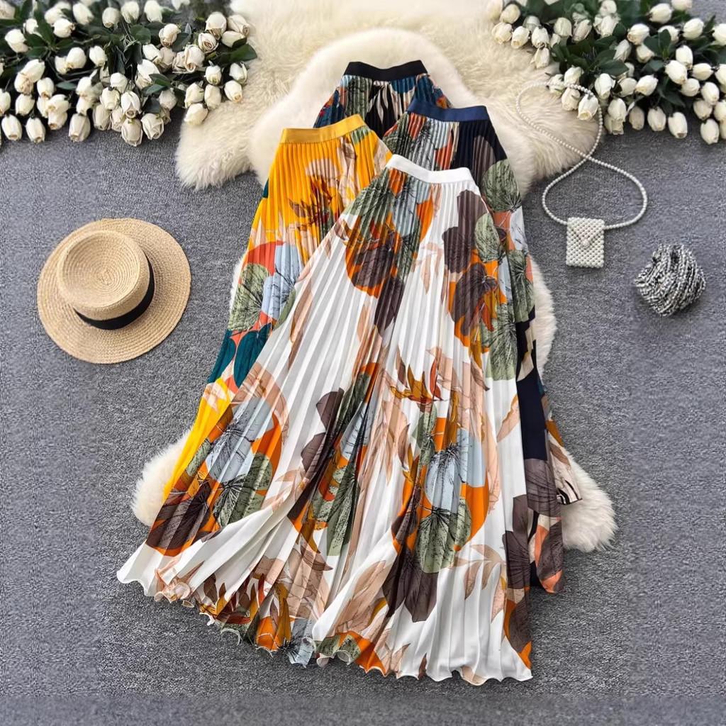 Qooth Floral Pleated Elastic A-Line Maxi Skirt High Waist Full Flare Long Skirt for Holiday QT2891
