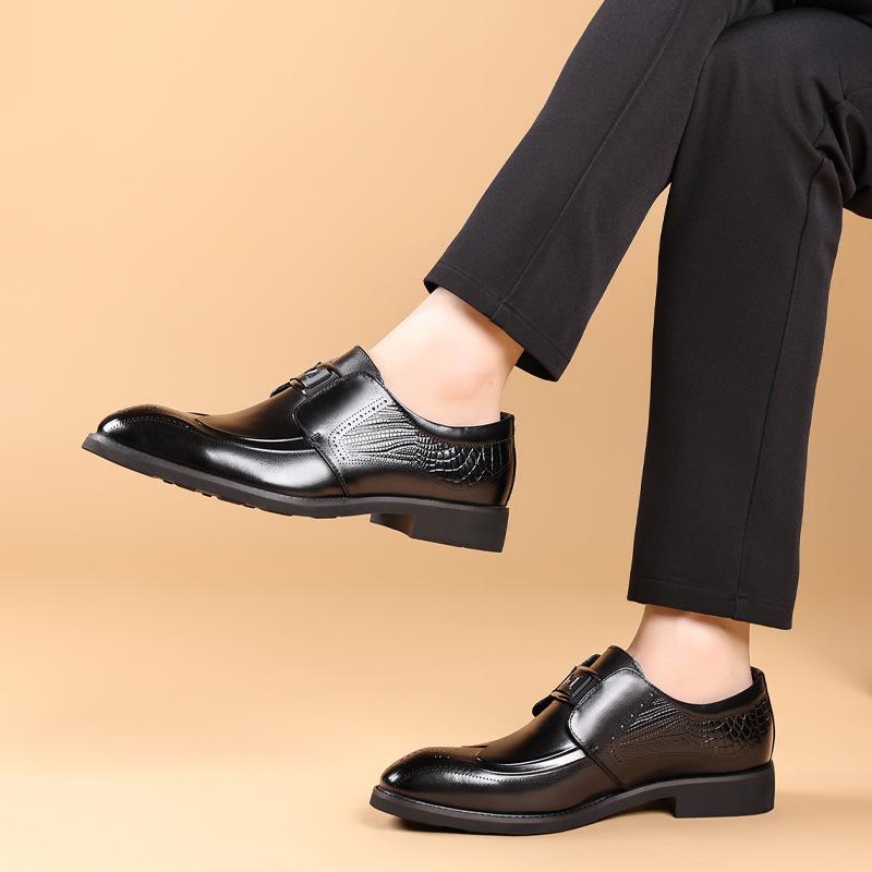 Pointed Brock Men'S Leather Shoes Leather Retro Carved Men'S Shoes British Men'S Business Dress Shoes